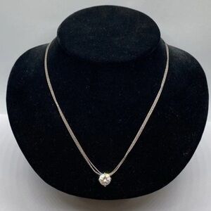 925 necklace made in Italy .